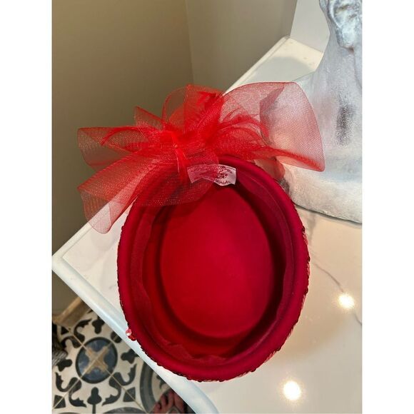 RED Felt Vintage Hat main image 4